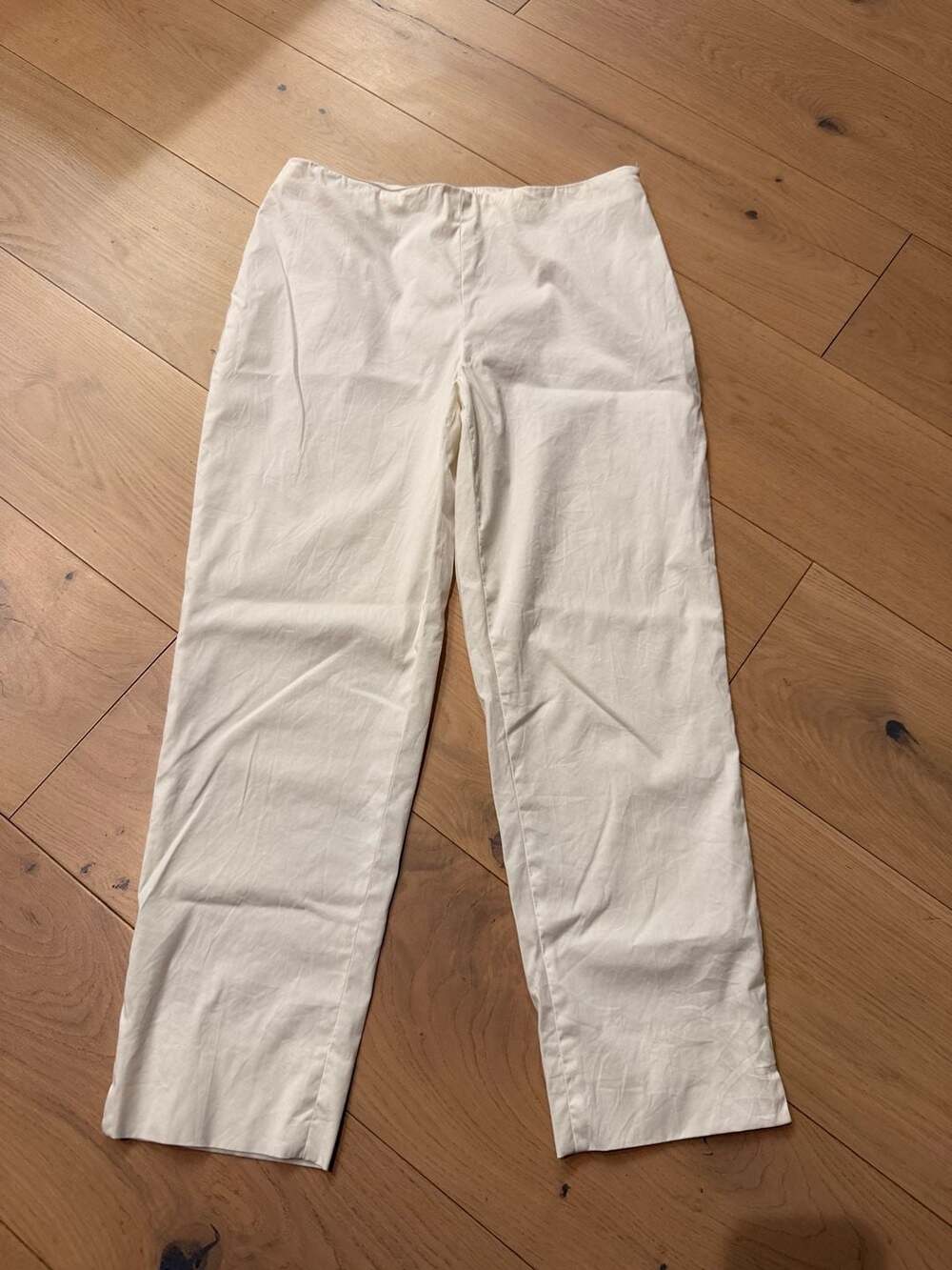 Prada Women's White Straight Leg Tailored Pants Size 44
